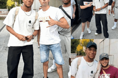 “Kylian Mbappé est arrivé à Madrid aujourd’hui : Il pose pour une photo radieuse avec des fans avant ses débuts tant attendus en tant que joueur du Real Madrid – L’excitation est palpable !”