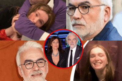 Dans un moment de rare intensité émotionnelle en direct, Pascal Praud a brisé le mur de retenue qu’il affiche habituellement à l’antenne pour évoquer, les larmes aux yeux, le handicap méconnu de sa fille Faustine. Pourquoi ce sujet si intime a-t-il surgi soudainement à l’antenne ? Quelle est la réalité quotidienne derrière les apparitions publiques discrètes ? Découvrez le combat silencieux d’un père, les réactions du plateau, et les mots bouleversants qui ont pris de court même ses plus proches collaborateurs… cliquez sur le lien pour lire la suite.